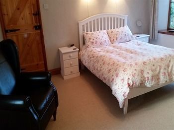 Treliver Farm Bed & Breakfast Saint Wenn